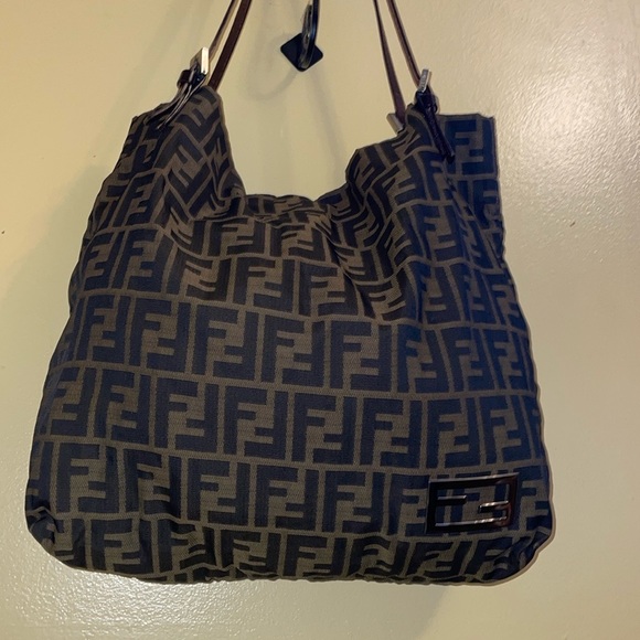 Authenticated FENDI vintage Zucca  canvas large shoulder tote w/leather straps. - Picture 6 of 15